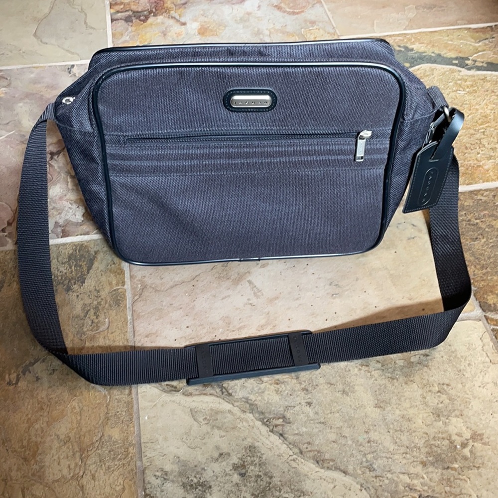 Jaguar Shoulder Bag